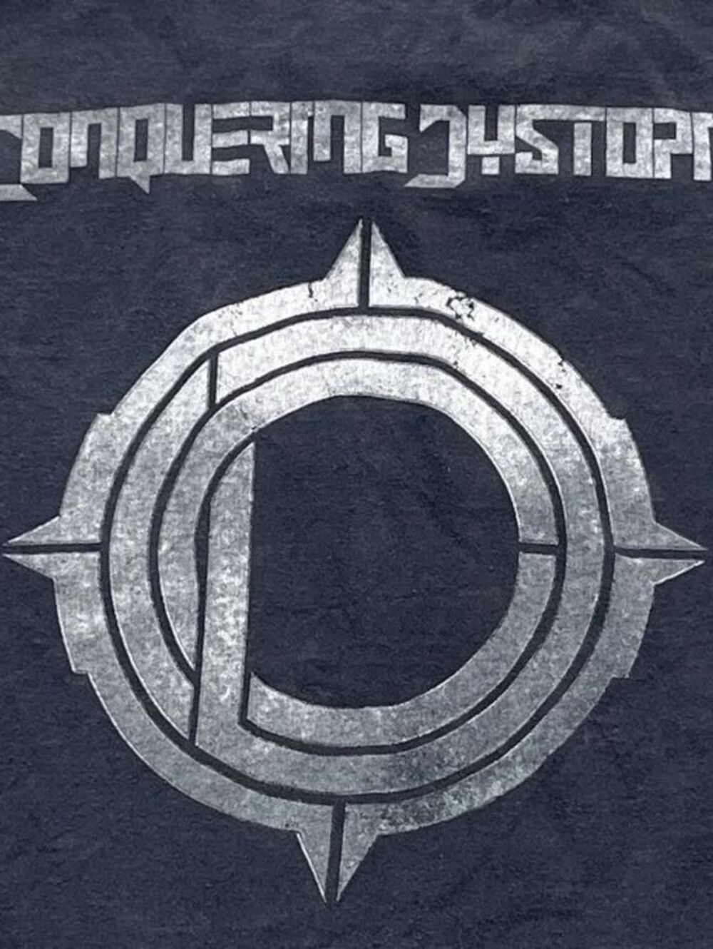 Conquering Dystopia Preowned Medium T-shirt